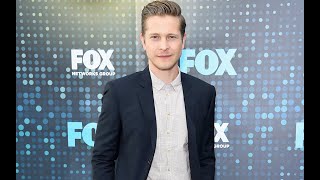 Gilmore Girls Writer on the Casting of Matt Czuchry ‘I’ll Always Be Team Logan’ [upl. by Arteid]