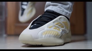 รีวิวรองเท้า Yeezy 700 V3 Safflower Sneaker Reviews [upl. by Pyszka]