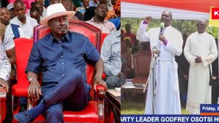 HESHIMU KANISAUKICHELEWA TUTAKUFUKUZAquotFEARLESS PASTOR FACES RAILA COMING LATE DISRUPTING PREACHING [upl. by Yeslehc]