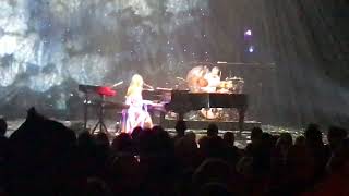 toriamos Live at The London Palladium  I Feel The Earth  Take To The Sky [upl. by Etnom]