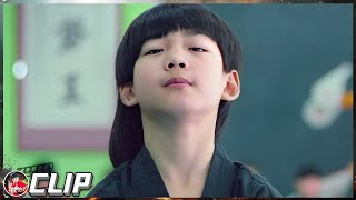 Lin Qiunans kung fu skills blow everyone away《龙拳小子》 Кунгфу парни【1080P RUS SUB】 [upl. by Noinatrad]