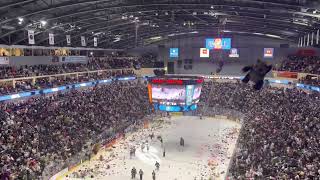 Hershey bears Teddy Bear Toss World Record 52341 teddy bears January 22nd 2022 [upl. by Blanche500]