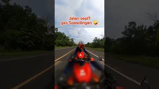 Gaspol Gass 🤪 ninjazx25r zx10r automobile motovlog women fyp viralvideo [upl. by Andree]