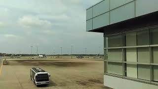 flight landing Bandaranaike International Airport Katunayake [upl. by Tobiah]