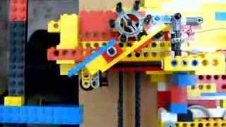 a lego technic free pendulum clock W5 detail 1 [upl. by Faubion232]