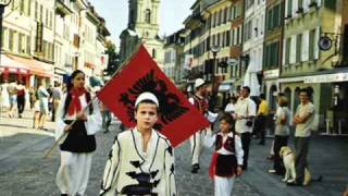 Vellezerit Aliu  Veq Per Pes Minuta Albanian Traditional Folk Music [upl. by Nosreme340]