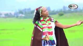 New OromoOromia Music 2015 Kadijaa Hajii Ft Ibrahim  Tirrii [upl. by Biggs]