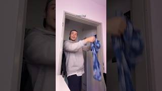 Dein KLEID ist ZU KURZ Verbote in Beziehungen 🚩beziehung freundin viralvideo funny [upl. by Ylrrad]