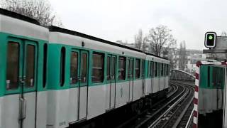 Paris Metro パリメトロ2号線MF67系電車Jaurès駅到着 [upl. by Jovita65]