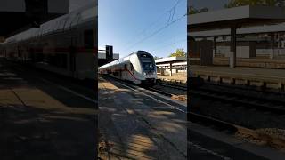 BR 1475 schiebt den IC 2005 nach Konstanz aus dem Bahnhof Radolfzell  railwaysofourworld [upl. by Darnell]