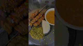 MISHKAKI YA NGOMBE DELICIOUS BEEF SKEWERS  KOMBATASTYFOOD [upl. by Naeerb]