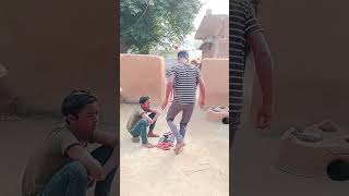 Chappal pahne aur chalo chappal pahne aur chalo 🤣🤣🤣 funny comedy video [upl. by Sapphera]