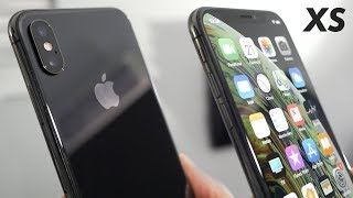 Space Gray iPhone XS Unboxing amp First Impressions [upl. by Tessa304]