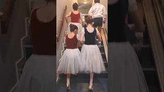 Junior ballet behind thesceneslgballetlauragregory egham [upl. by Bertelli]