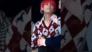 V reaction on Jisoos visual 🤭😳😍 jisoo kimtaehyung vsoo taesoo [upl. by Eardnoed549]