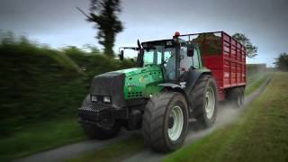 GRASSMEN  Green Fever  Valtra 8550 [upl. by Betthel]