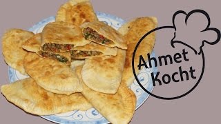 Rezept Teigtaschen mit Hackfleisch  AhmetKocht  türkisch kochen  Folge 107 [upl. by Jelsma607]