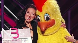 Setareh recibió un premio del Pollito Pío ¡con todo y beso [upl. by Zeeba]