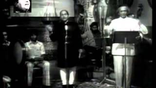 O Duniya Ke Rakhwale  Mohammad Rafi Live With Naushadmp4 [upl. by Acinomed455]