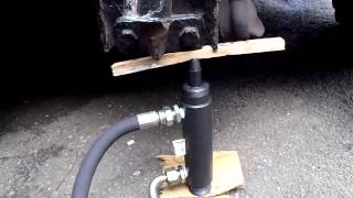 Double acting hydraulic ram amp Hand pump [upl. by Friedrich846]