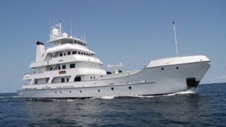 How This 20M Superyacht Fights a Hurricanes Wrath [upl. by Colb]