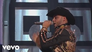 Gerardo Ortiz  Dámaso Premio Lo Nuestro 2013 [upl. by Emiaj959]