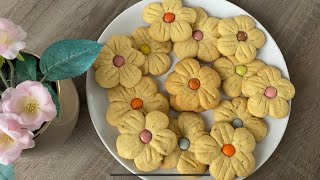 Flower 🌸 cookies 🌸 easy delicious and pretty flower cookies [upl. by Cord]