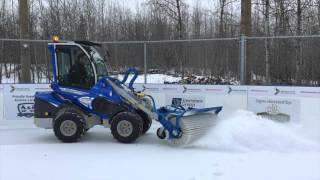 MultiOne mini loader Snow Drift 2015 [upl. by Enois]