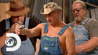 Tim Challenges Mark And Digger To Find Out Who Makes The Best Whiskey Moonshiners Master Distiller [upl. by Jervis]