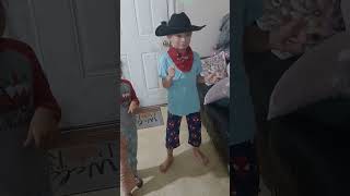 Bailando el raton vaquero shorts baile de niños  familiar [upl. by Ayifas]