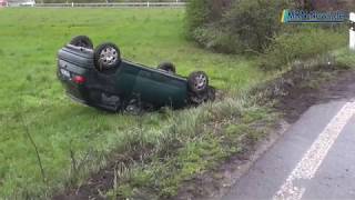 Mutterstadt Abfahrt 65 auf A61PKW überschlagen [upl. by Rochus]