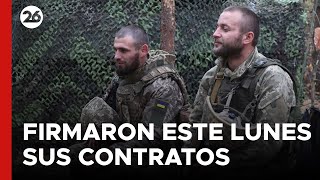 Ucrania tendrá 700 reclutas de su legión de voluntarios en Polonia [upl. by Onaimad241]