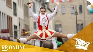 Rosenmontag 2018 So feiert Köln den Höhepunkt des Karnevals [upl. by Nnyleitak]