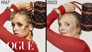 60s Supermodel Twiggy Recreates a Classic Photo  56 Years Later [upl. by Ycnay]