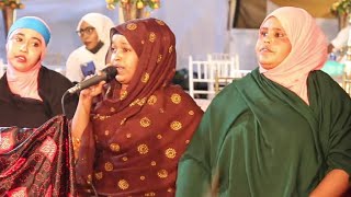 Abwaanad fadumo buraanbur amaan ah Soomaaliya [upl. by Tung]