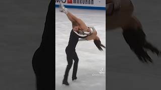 Madison Chock amp Evan Bates⛸️figureskating icedance iceskating figureskating sport edit dance [upl. by Rendrag438]