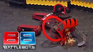 Stinger vs Capt Shrederator  Season 1 Qualifying  BattleBots [upl. by Carena]