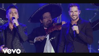 David Bisbal Christian Nodal  Probablemente En Directo  Los Hijos Del Mar Tour  2017 [upl. by Ecinuahs]