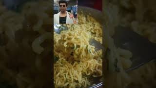 Shivangi Joshi favourite Maggi aur roti😋viralvideoytshortsshortsytyummyshortvideo [upl. by Joann897]