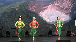 Jaipongan Dance West Java Performed by Bandung Regency [upl. by Addiel835]