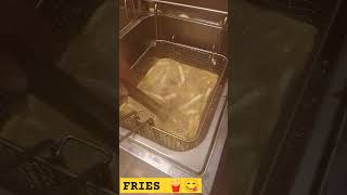 Cooking Fries 🍟 short fries [upl. by Gisela108]