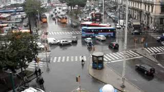 Napoli Piazza Garibaldi Traffic 3 [upl. by Mott]