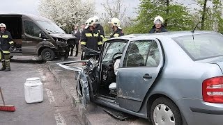 Schwerverletzte nach Unfall in Pupping [upl. by Solracnauj]