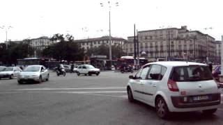 Traffico in Piazza Garibaldi Napoli [upl. by Attalanta94]