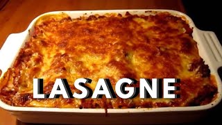 Lasagne m béchamelsauce lavet fra bunden  Opskrift  2 [upl. by Rhoads]