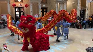 Löwen und DrachenTanz bei „Imlek“ chinesisches Neujahrsfest in Indonesien Weltmuseum Wien [upl. by Neelac435]