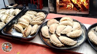 EMPANADAS EN HORNO DE BARRO [upl. by Olmsted356]