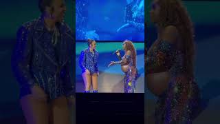 Ivete Sangalo e IZA  você é nosso talismã Fernando CDs [upl. by Dirraj]