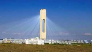 I sistemi a torre solare ricerca e sviluppo nella tecnologia solare a più alta concentrazione [upl. by Xyno]