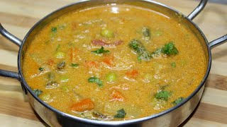 சப்பாத்தி பூரிக்கு குருமா  Chapathi Vegetable Kurma Recipe in Tamil  Kurma  Veg Kurma In Tamil [upl. by Furgeson]